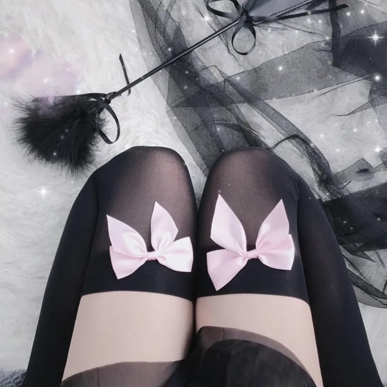 Basic Bow Stockings