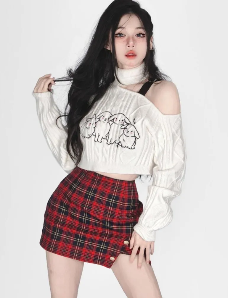 Buncha Bunnies Slouchy Turtleneck