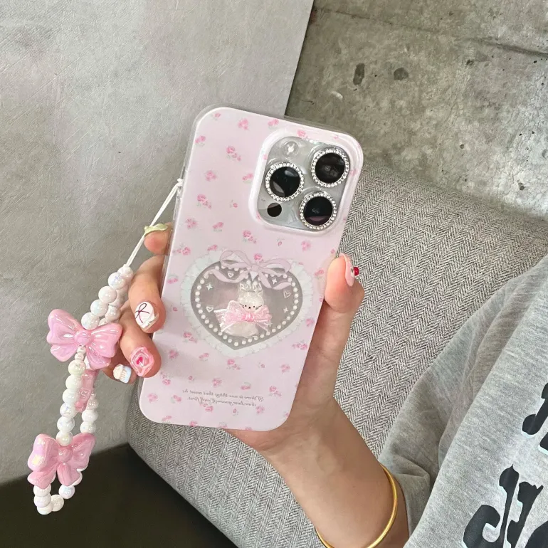 Cameo Kitty iPhone Case With Chain