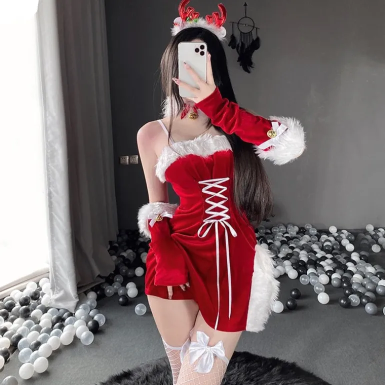 Christmas Eve Cosplay