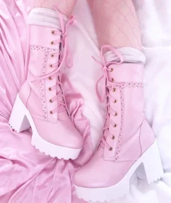 Chunky Lace Platform Boots