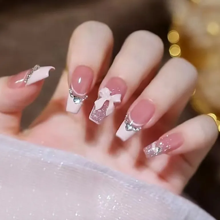 Clear Glittery Press On Nails