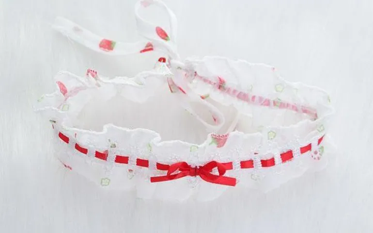 Country Strawberry Outfit