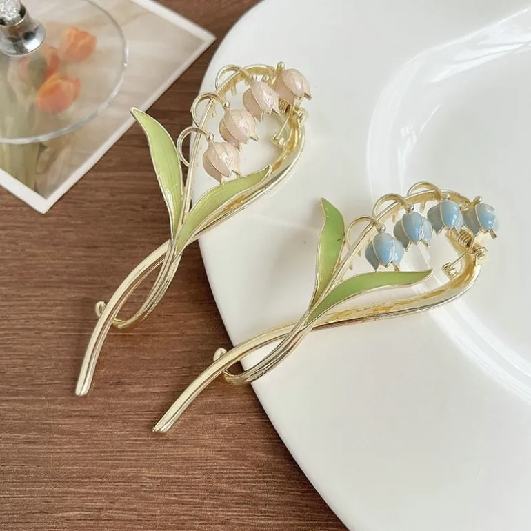 Dainty Floral Hair Claw Clip