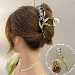 Dainty Floral Hair Claw Clip