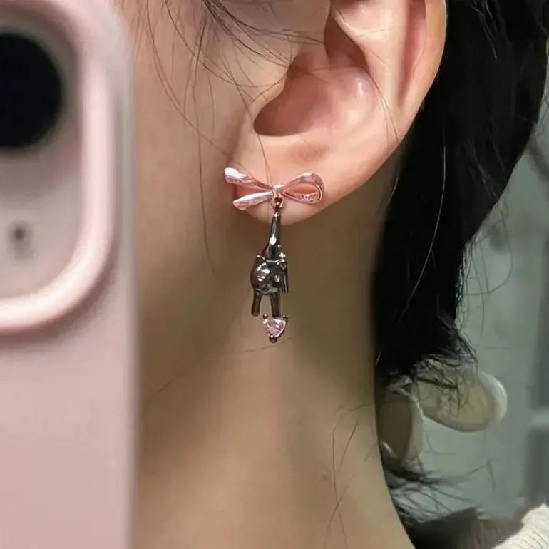 Dangling Kitten Earrings
