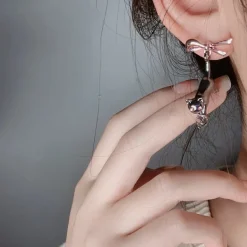 Dangling Kitten Earrings