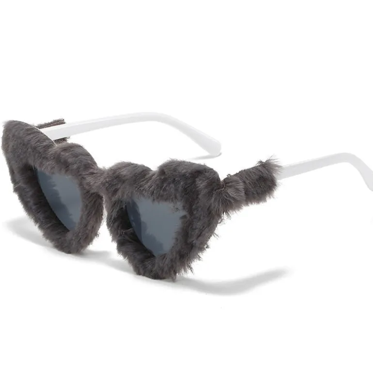 Doll Vibes Retro Heart Shaped Sunglasses
