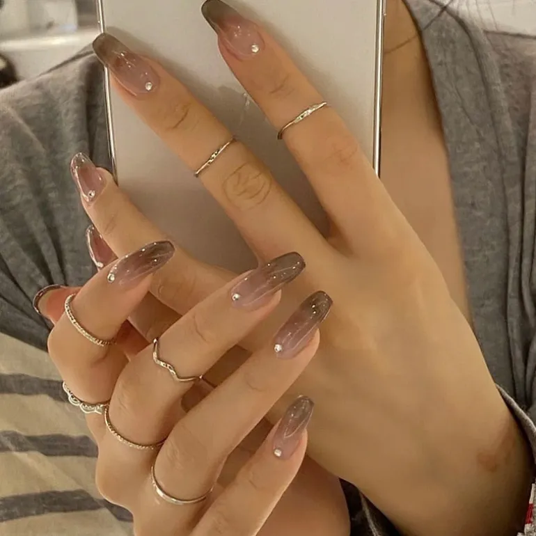 Dolly Press On Nails