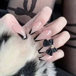Dolly Press On Nails