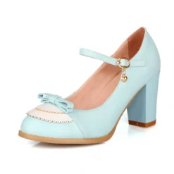Elegant Lace Pumps