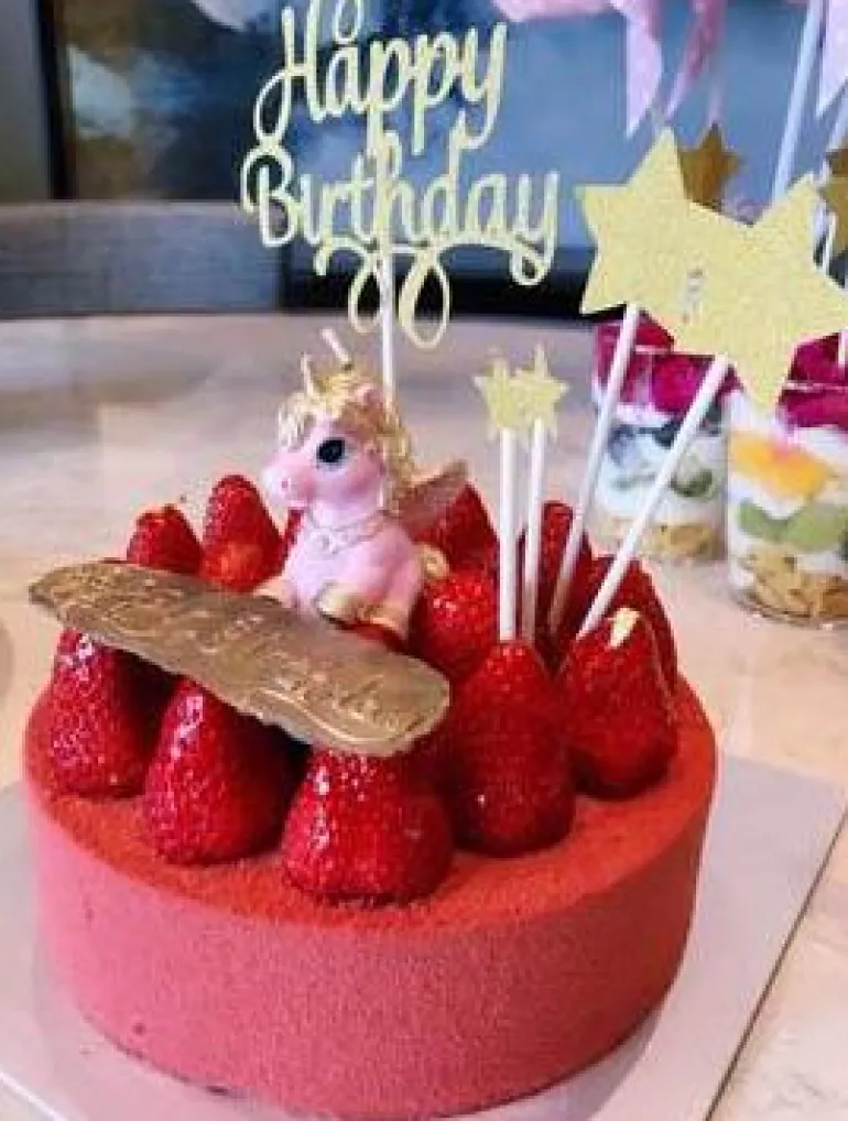 Golden Unicorn Candle