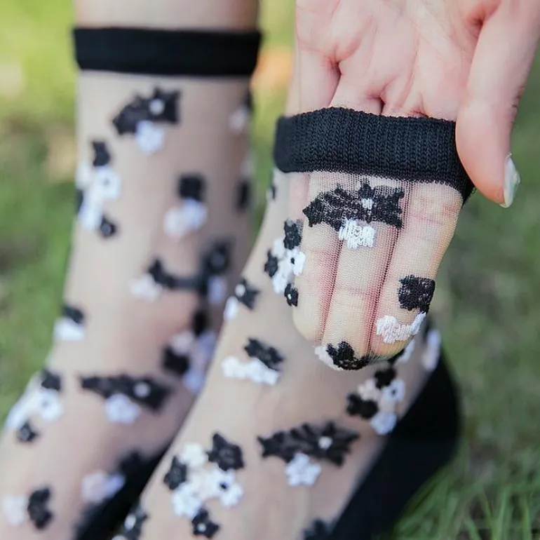 Invisible Floral Socks
