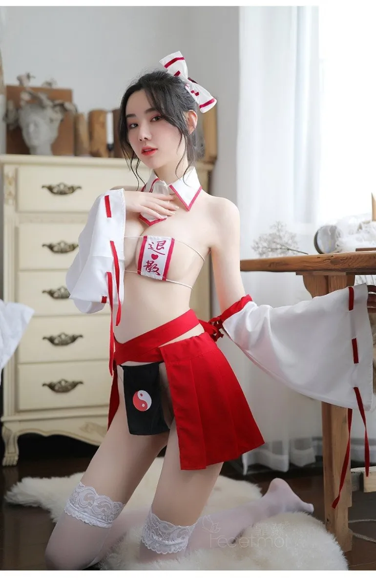 Japanese Nurse Cosplay