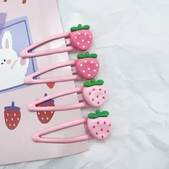 Kawaii Strawberry Clippies