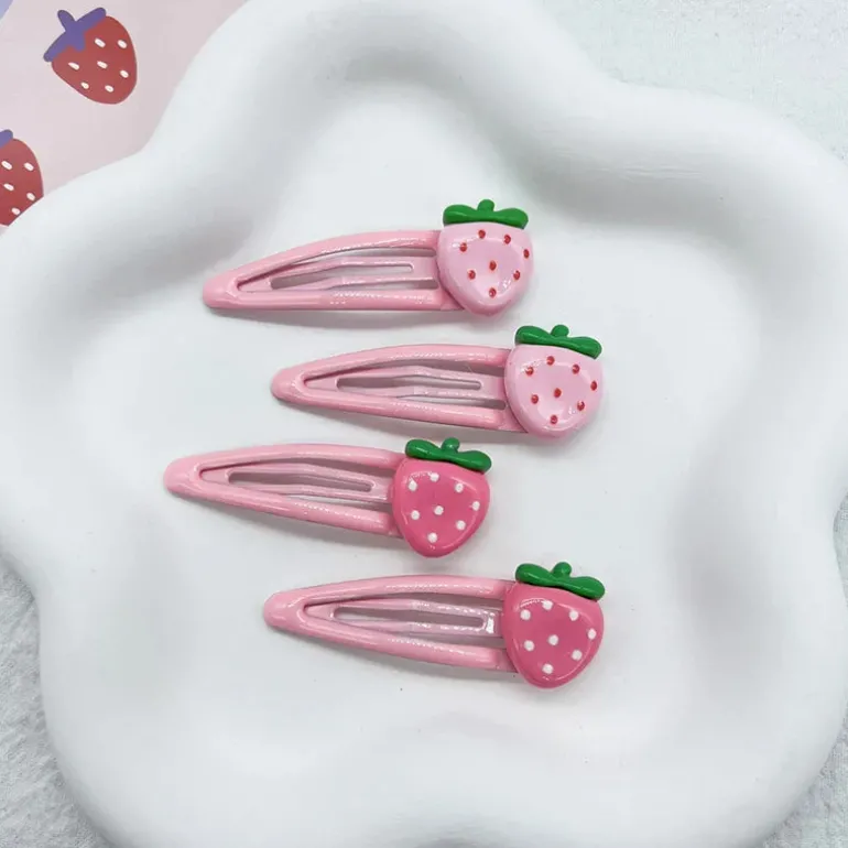 Kawaii Strawberry Clippies