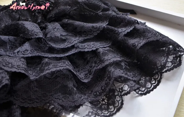 Lace Ruffled Bloomer Shorts