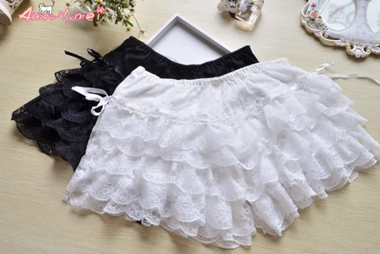 Lace Ruffled Bloomer Shorts