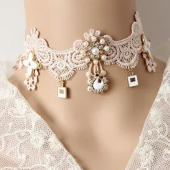 Lady In Lace Collar