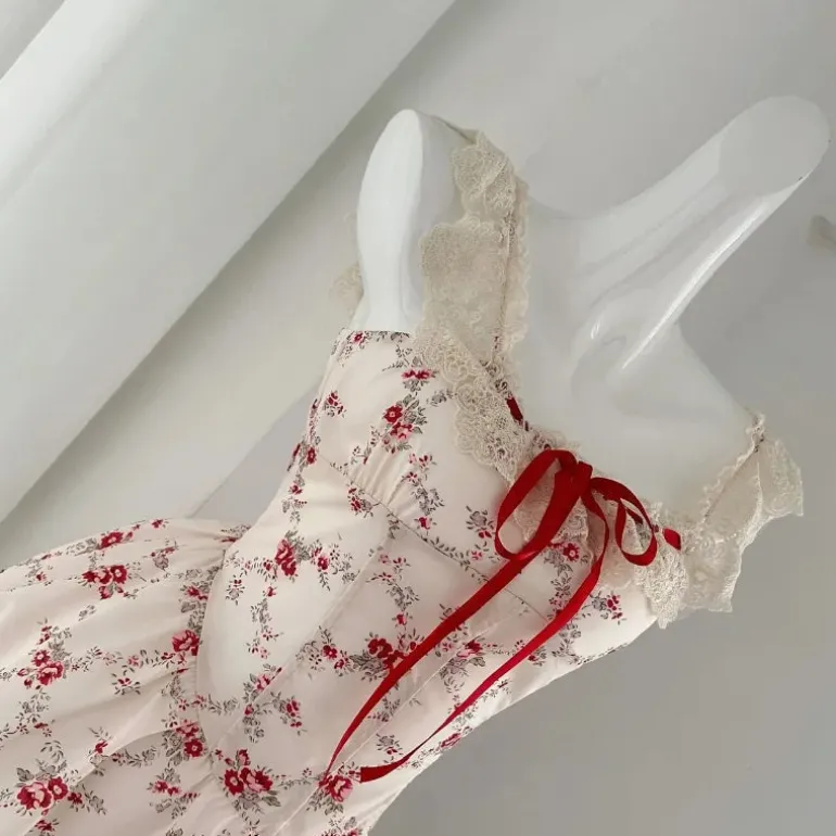 Lady Rosebud Outfit Set