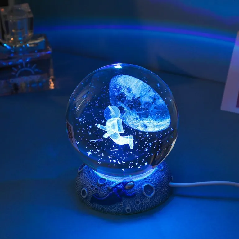 LED Aquamarine Life Snow Globe