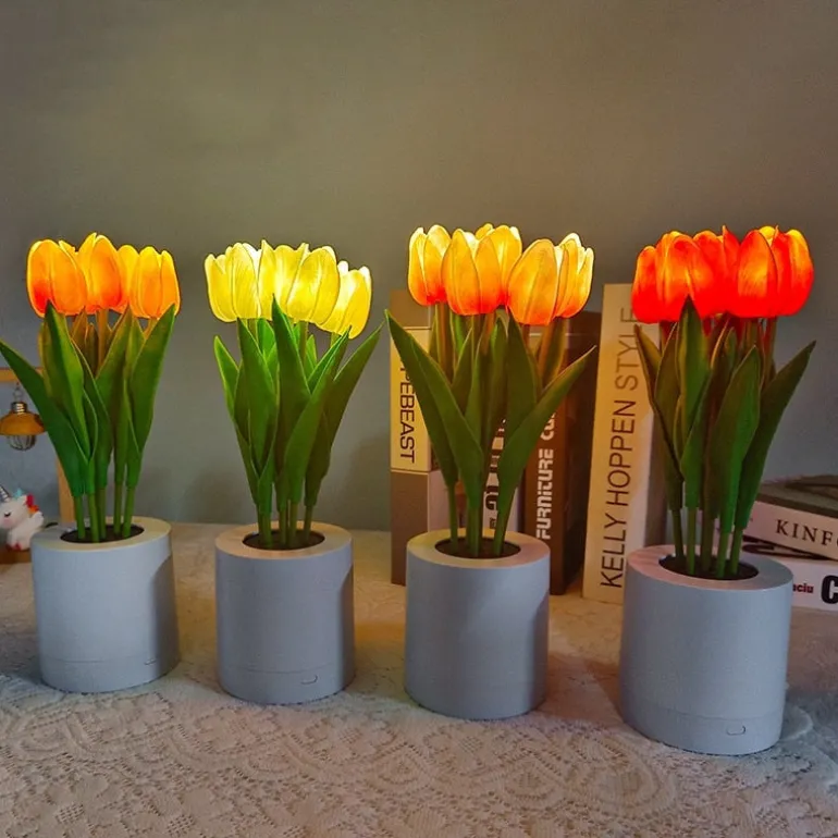 Light-Up Sunflower Desk Lamp