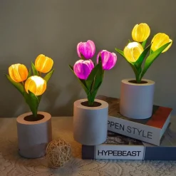 Light-Up Sunflower Desk Lamp