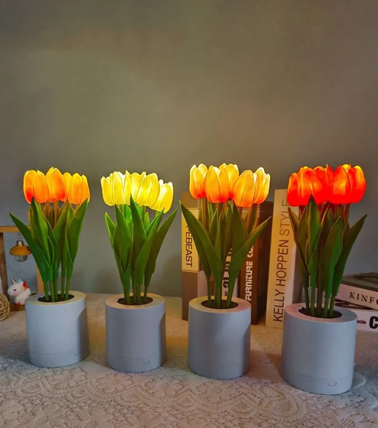 Light-Up Sunflower Desk Lamp