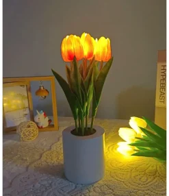 Light-Up Sunflower Desk Lamp