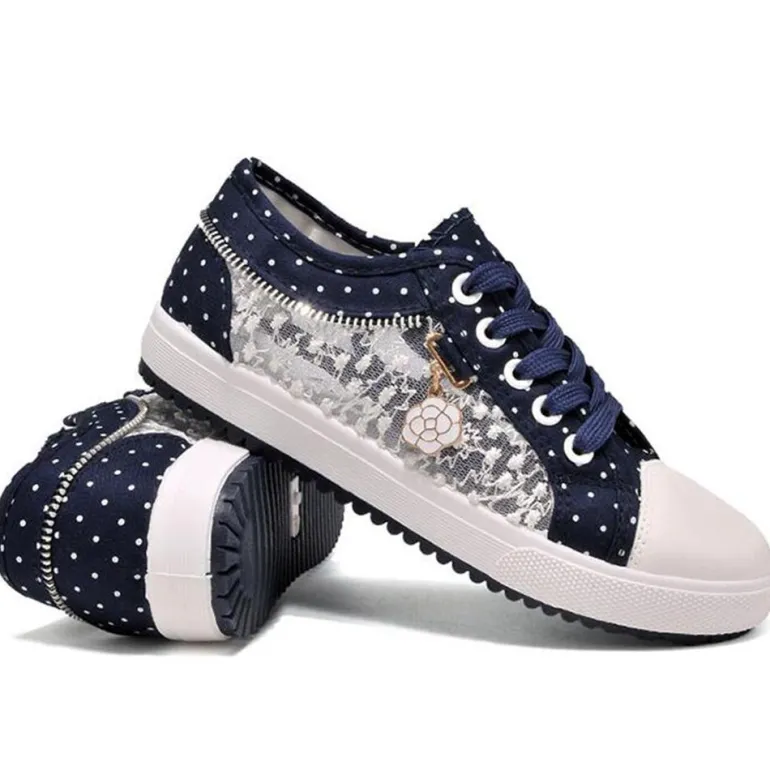 Little Lace Runners
