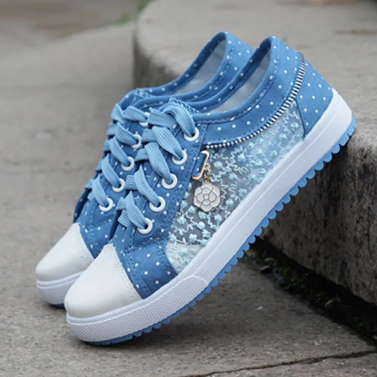 Little Lace Runners