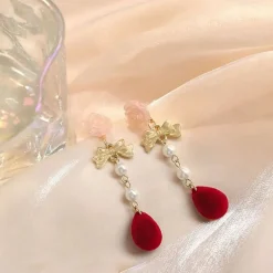 Pearls & Ribbons Earrings