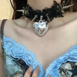 Pierce My Heart Collar