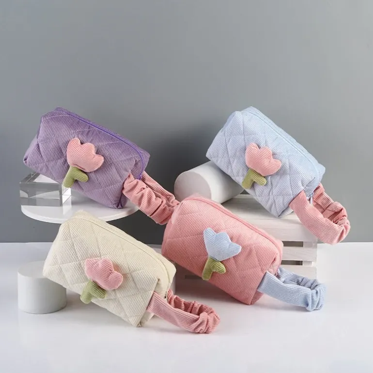 Plush Tulip Make-Up Case