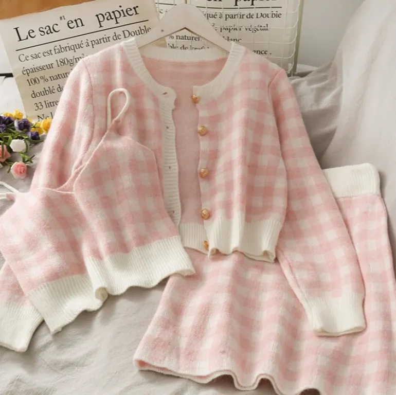 Pretty Prepstar Plaid Outfit Set
