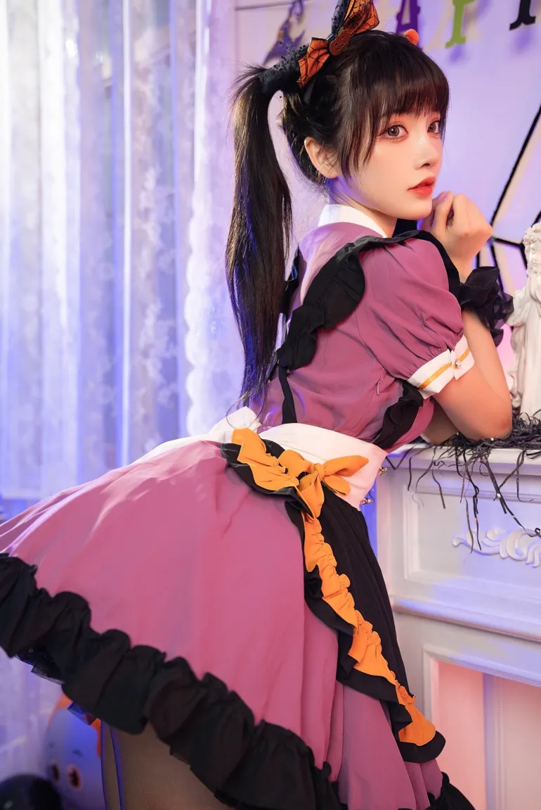 Pumpkin Queen Dress