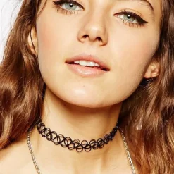 90s Choker