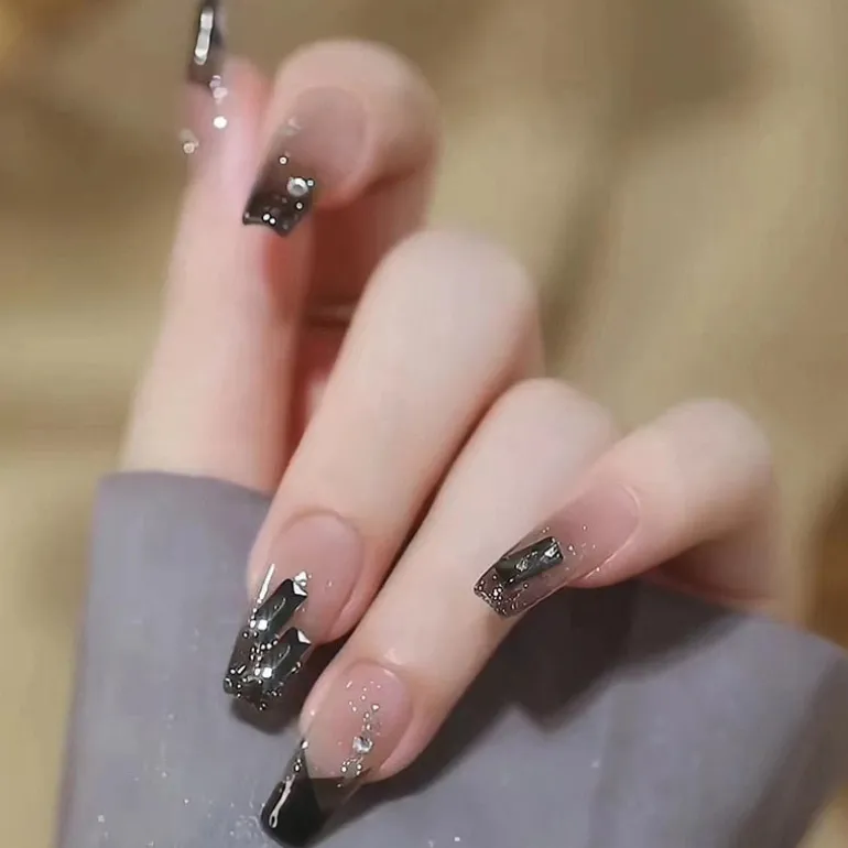 Short Angelic Press On Nails