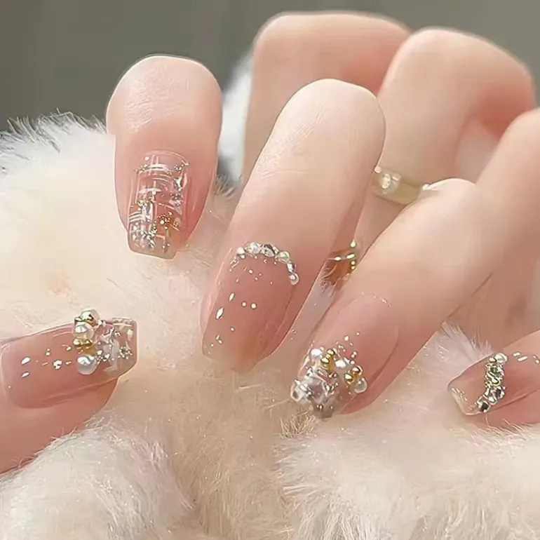 Short Angelic Press On Nails