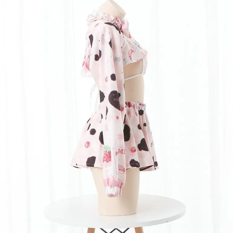 Strawberry Cow Cosplay