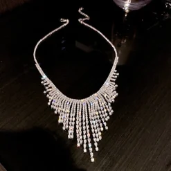 Teardrop Layered Pearl Choker