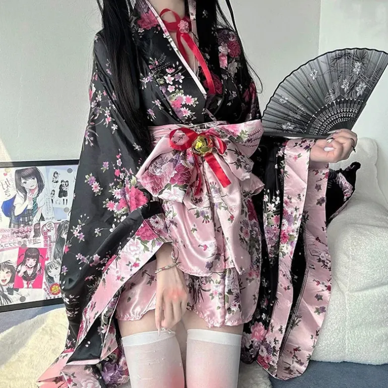 Traditional Japanese Pink & Black Kimono Dress