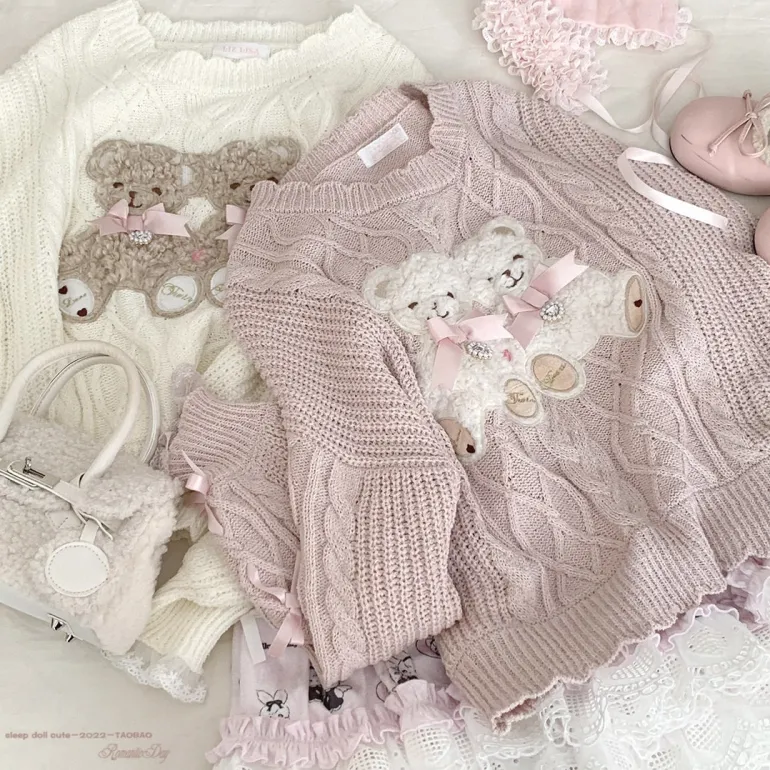Vintage Teddy Knit Crewneck