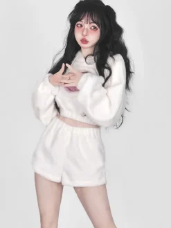 White Fuzzy Valentine Set