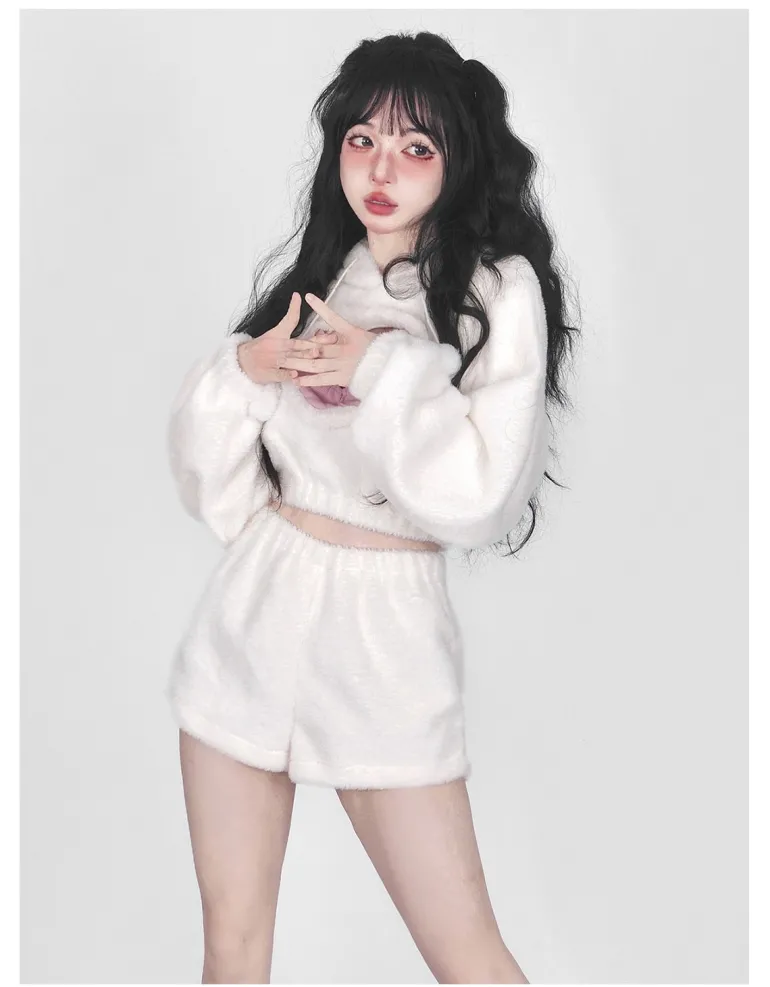 White Fuzzy Valentine Set